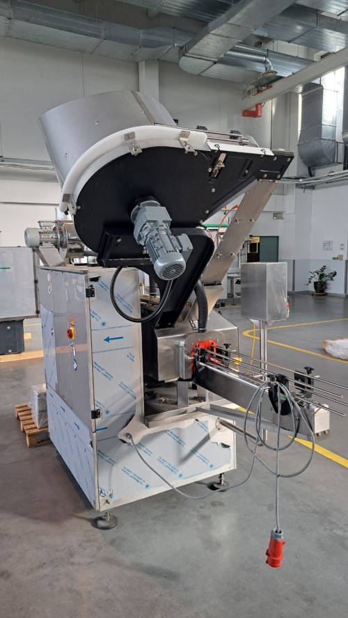 Лизинг укупорочной машины IND-Close 14 M в Екатеринбурге